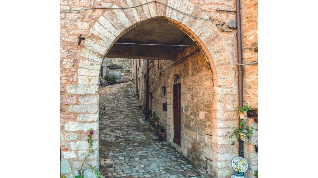 Porta di ponente - Piobbico - Itinerario della bellezza
