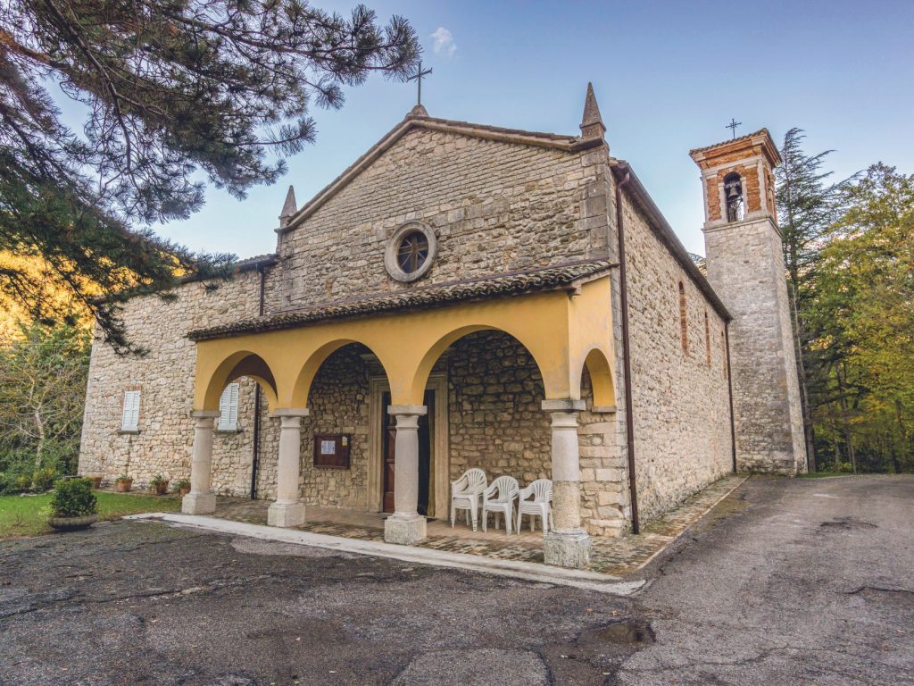 Santuario di Santa Maria in Val d'Abisso - Piobbico - Itinerario della bellezza