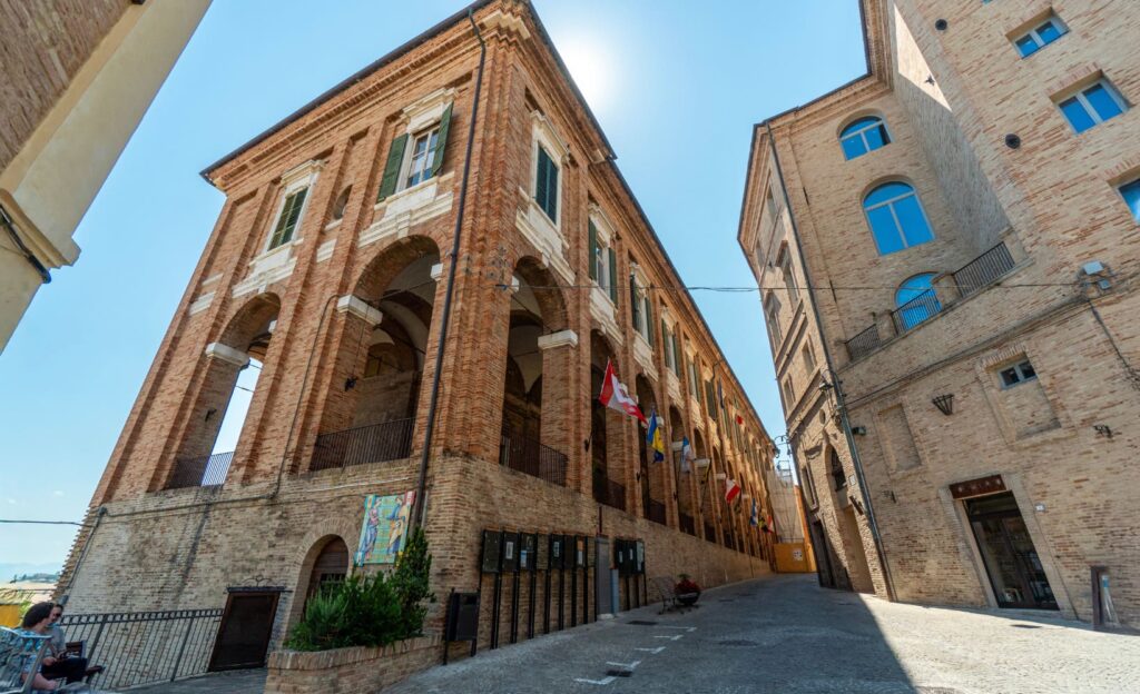 Corinaldo Palazzo comunale e Convento Agostiniani