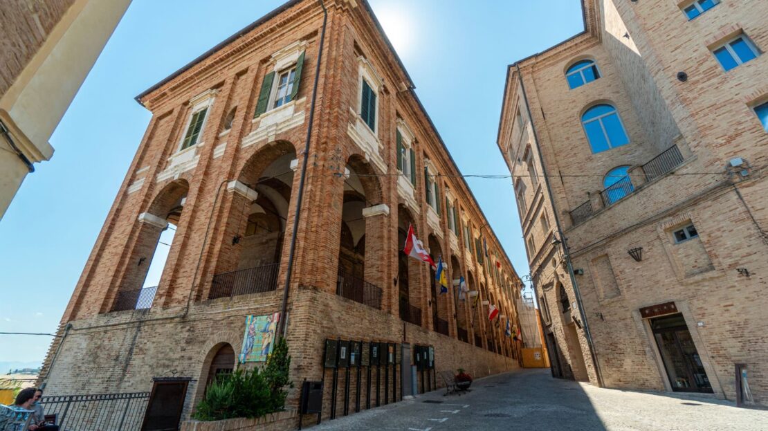 Corinaldo Palazzo comunale e Convento Agostiniani