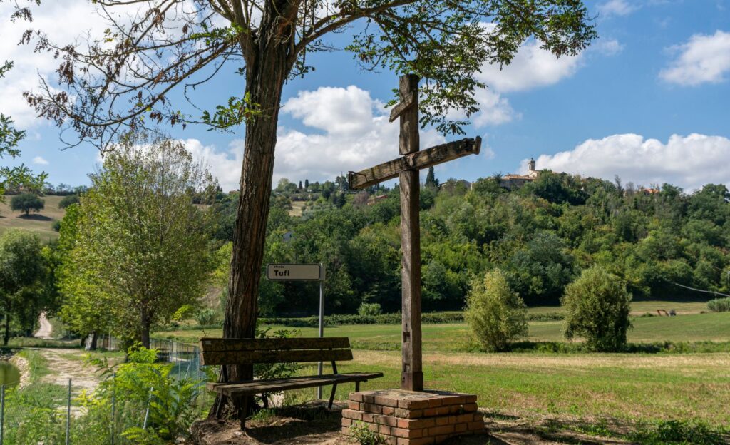 San Costanzo - Valle dei tufi