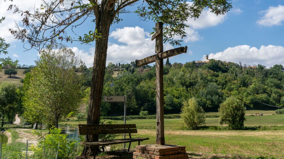 San Costanzo - Valle dei tufi
